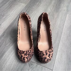 Torrid Animal Print Heels size 6WW